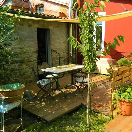 Apartment La Casa Di Ale Casola in Lunigiana